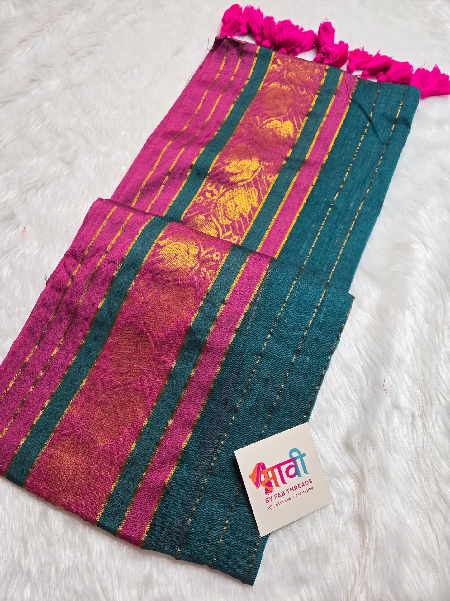 Floral Zari Mul Cotton Saree
