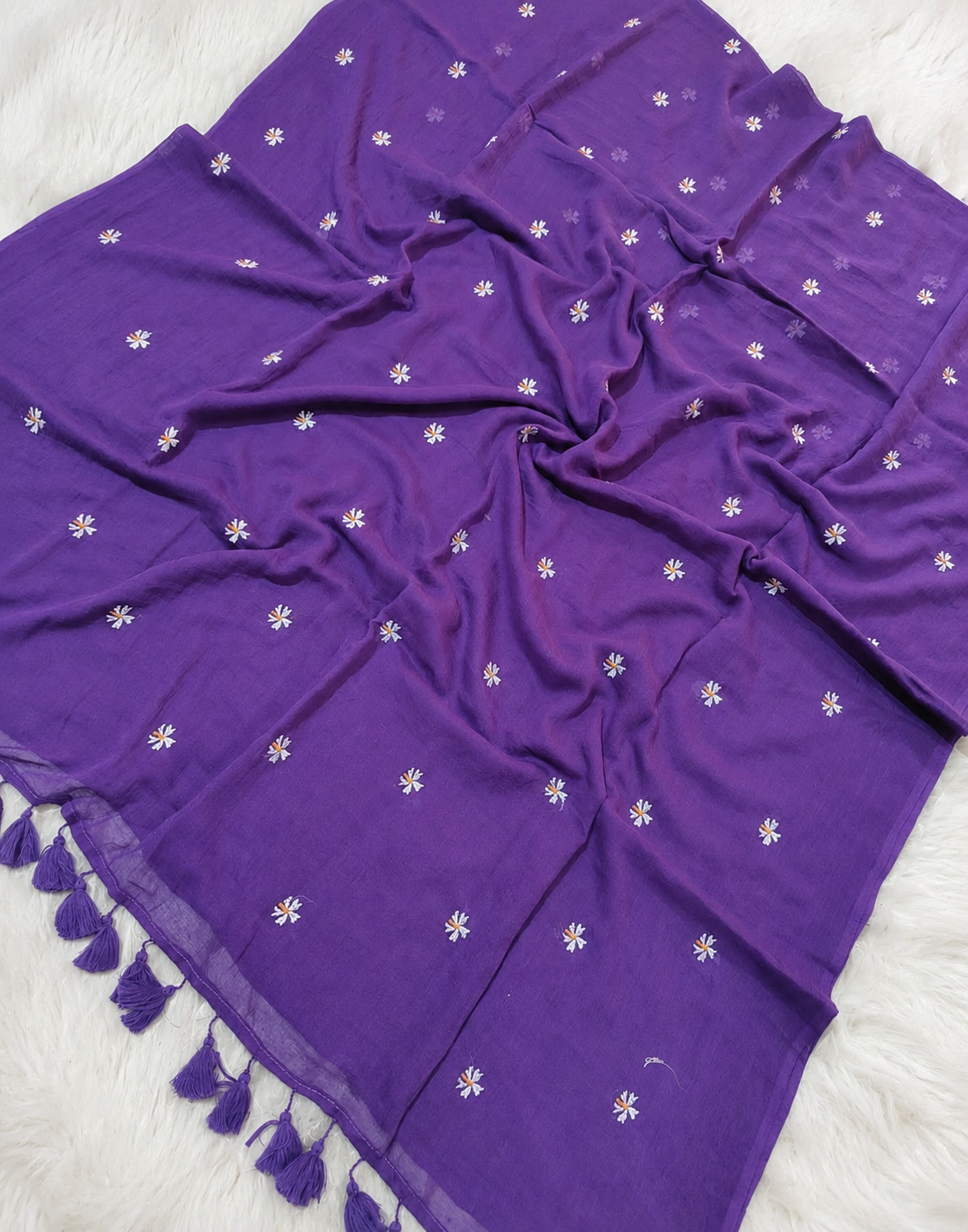 Prajakta Embroidered Saree