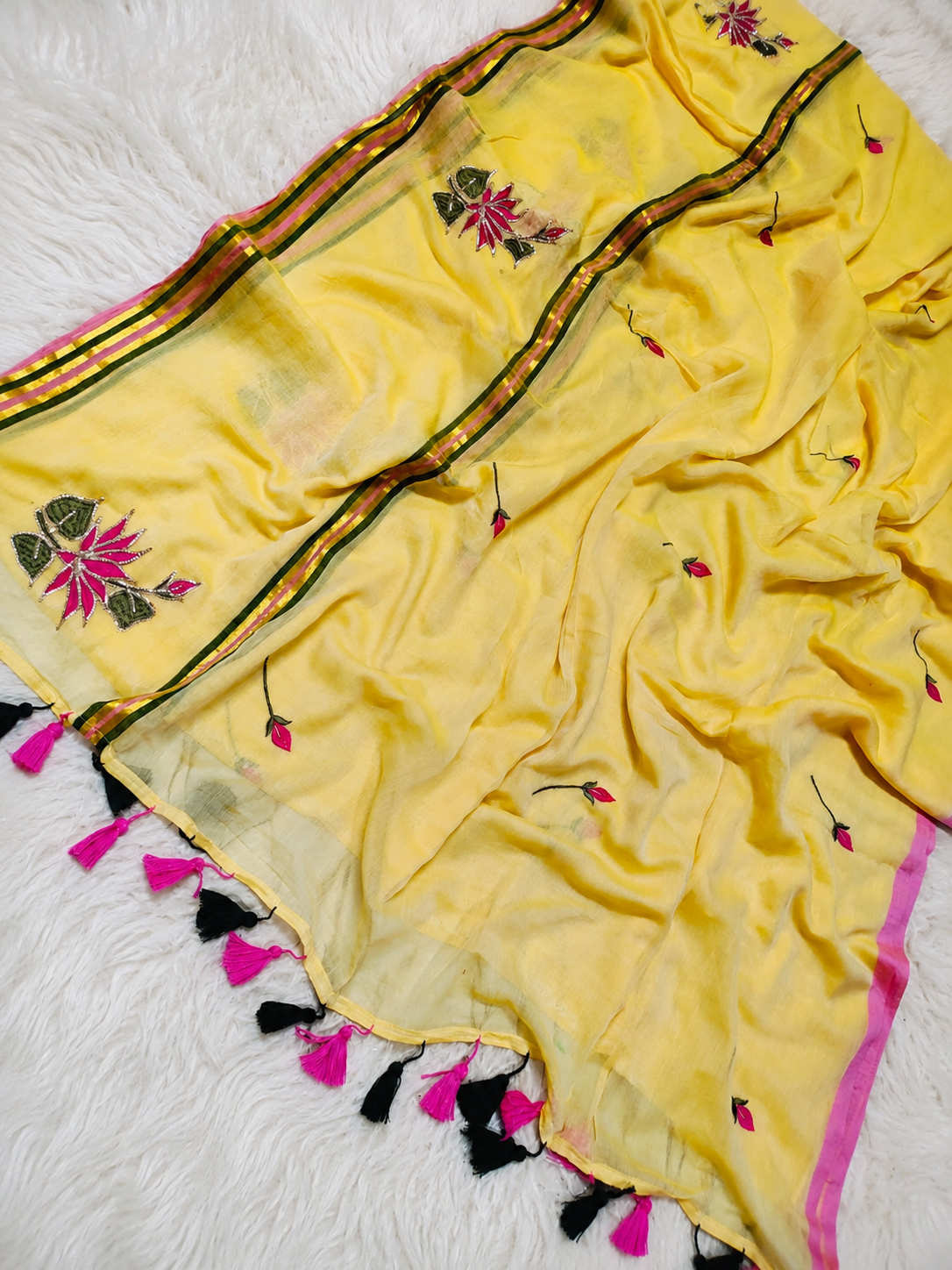 Pitta work Lotus Saree 🪷